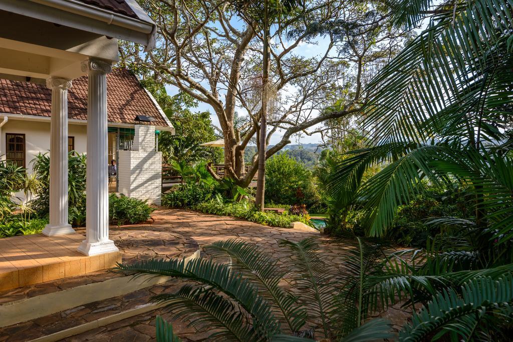 Zesty Guesthouse Port Edward Esterno foto