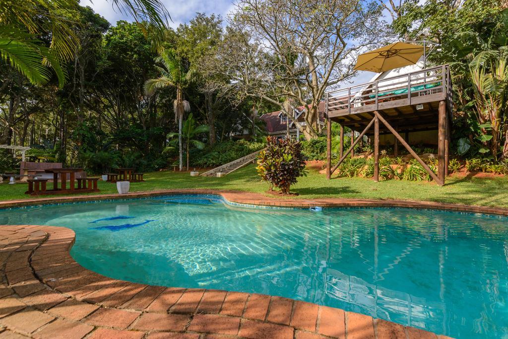 Zesty Guesthouse Port Edward Esterno foto